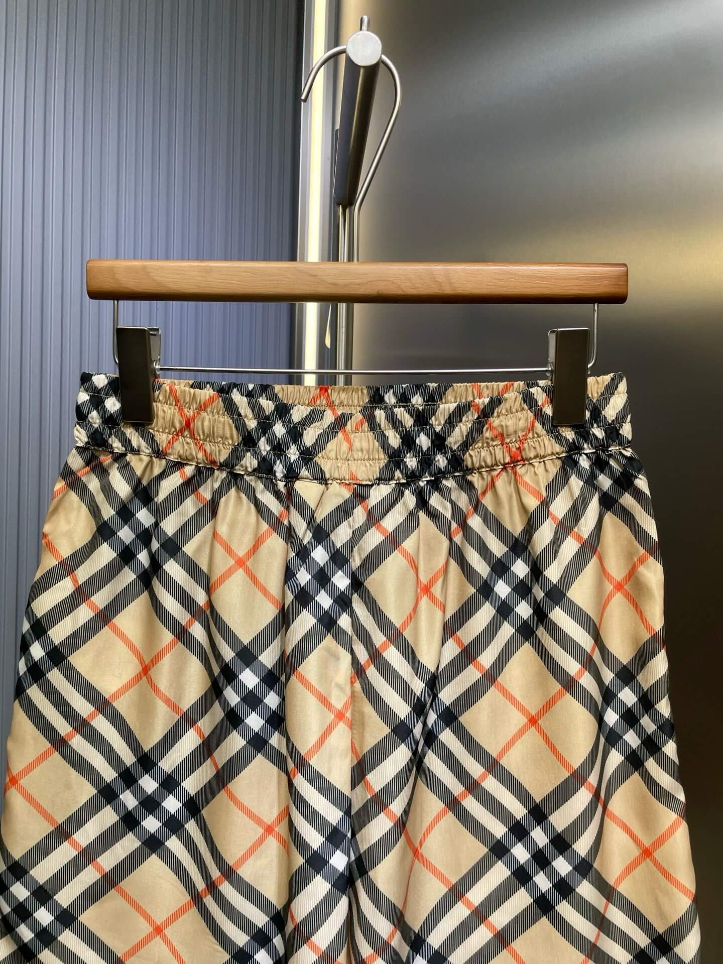 Classic Diagonal Plaid Shorts