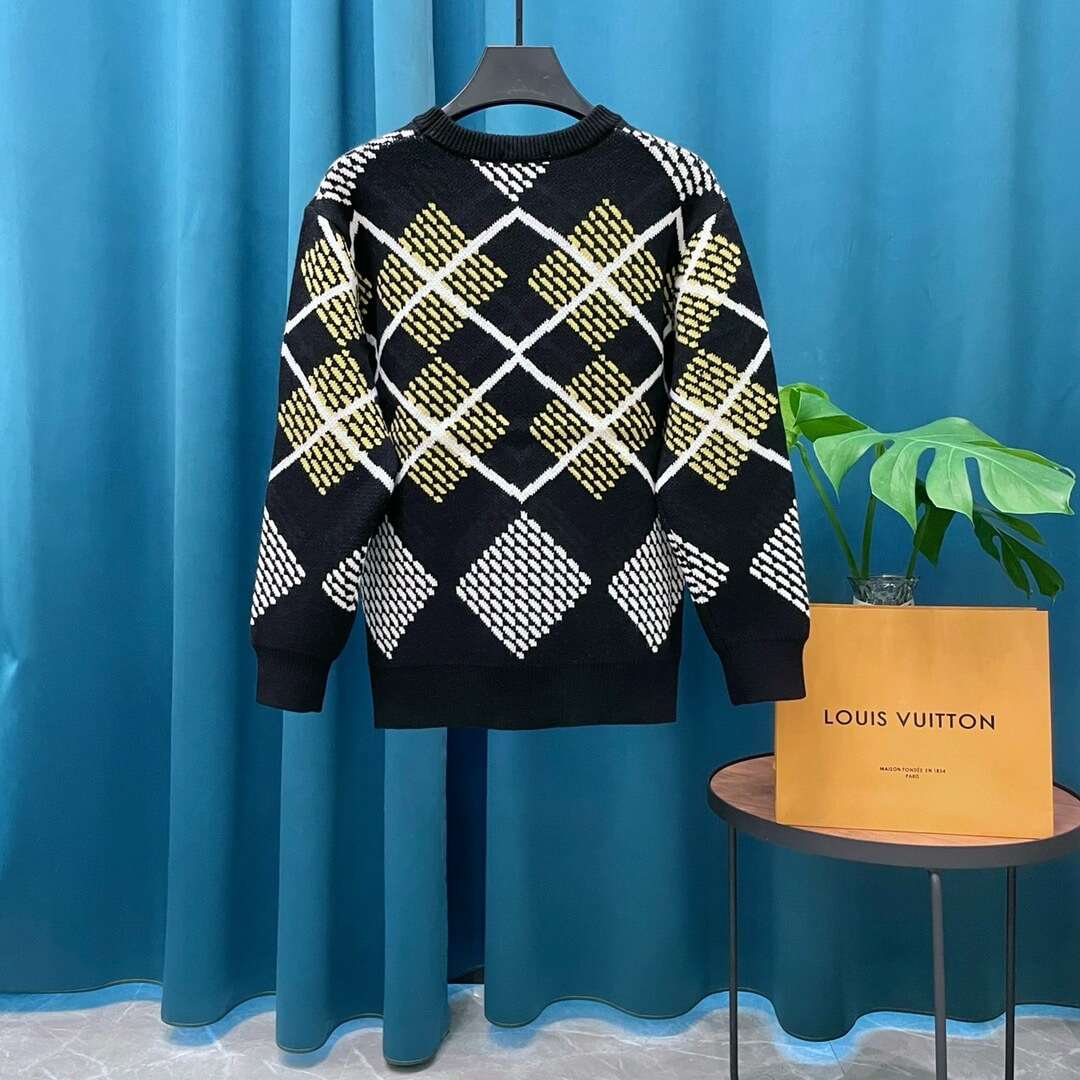 Plaid Design Knit Sweater