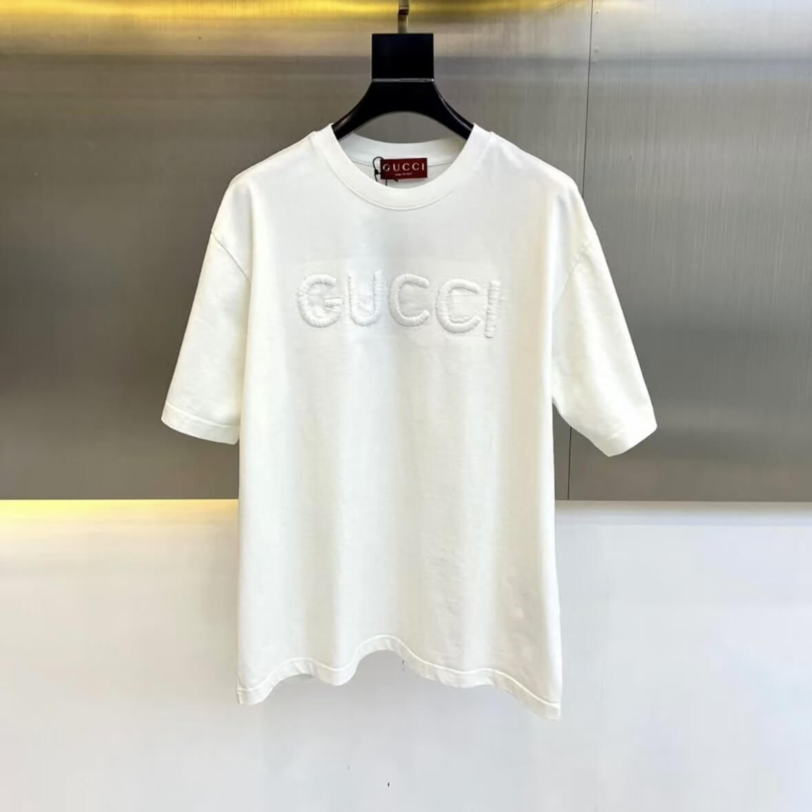 Minimalist 3D Embroidery T-Shirt