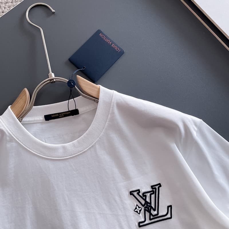 2025 New Rendered Embroidered T-shirt