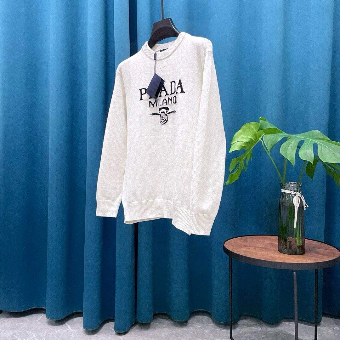 Classic Pattern Knit Sweater