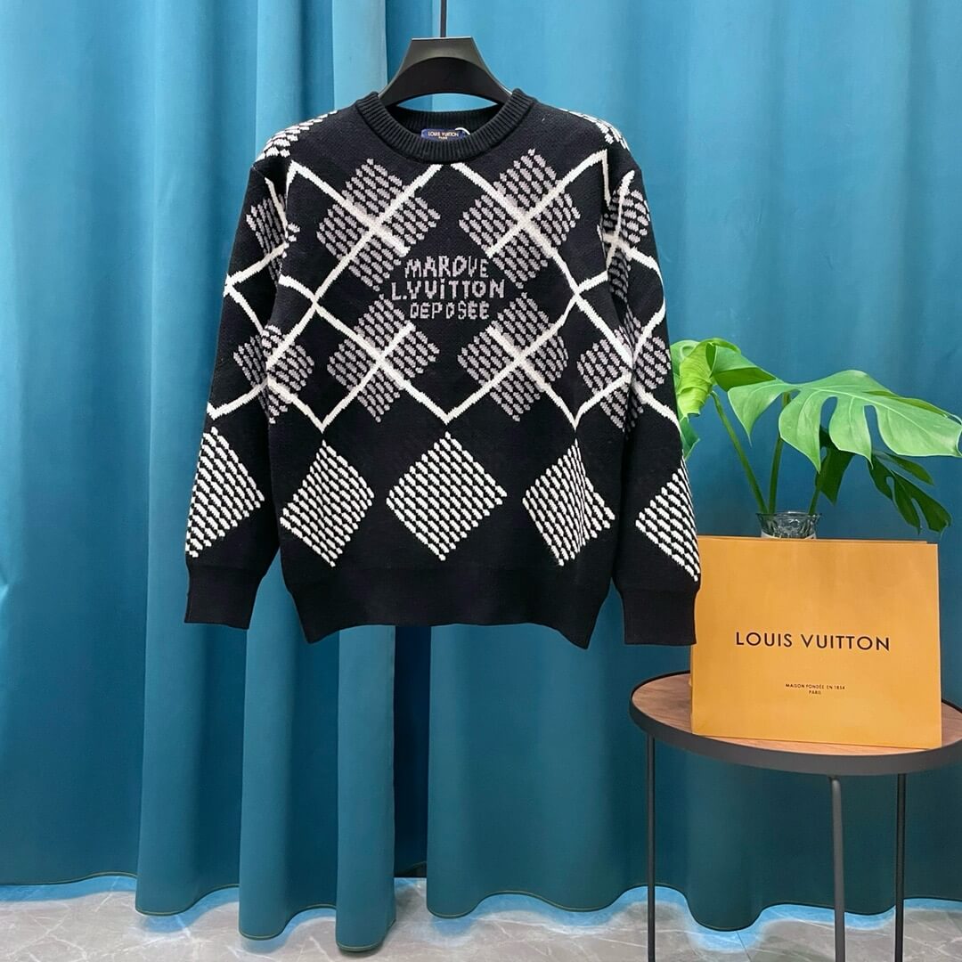 Plaid Design Knit Sweater