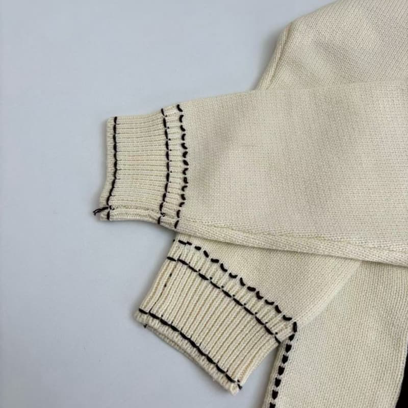 Embroidered Pocket Contrast-Trimmed Jacket