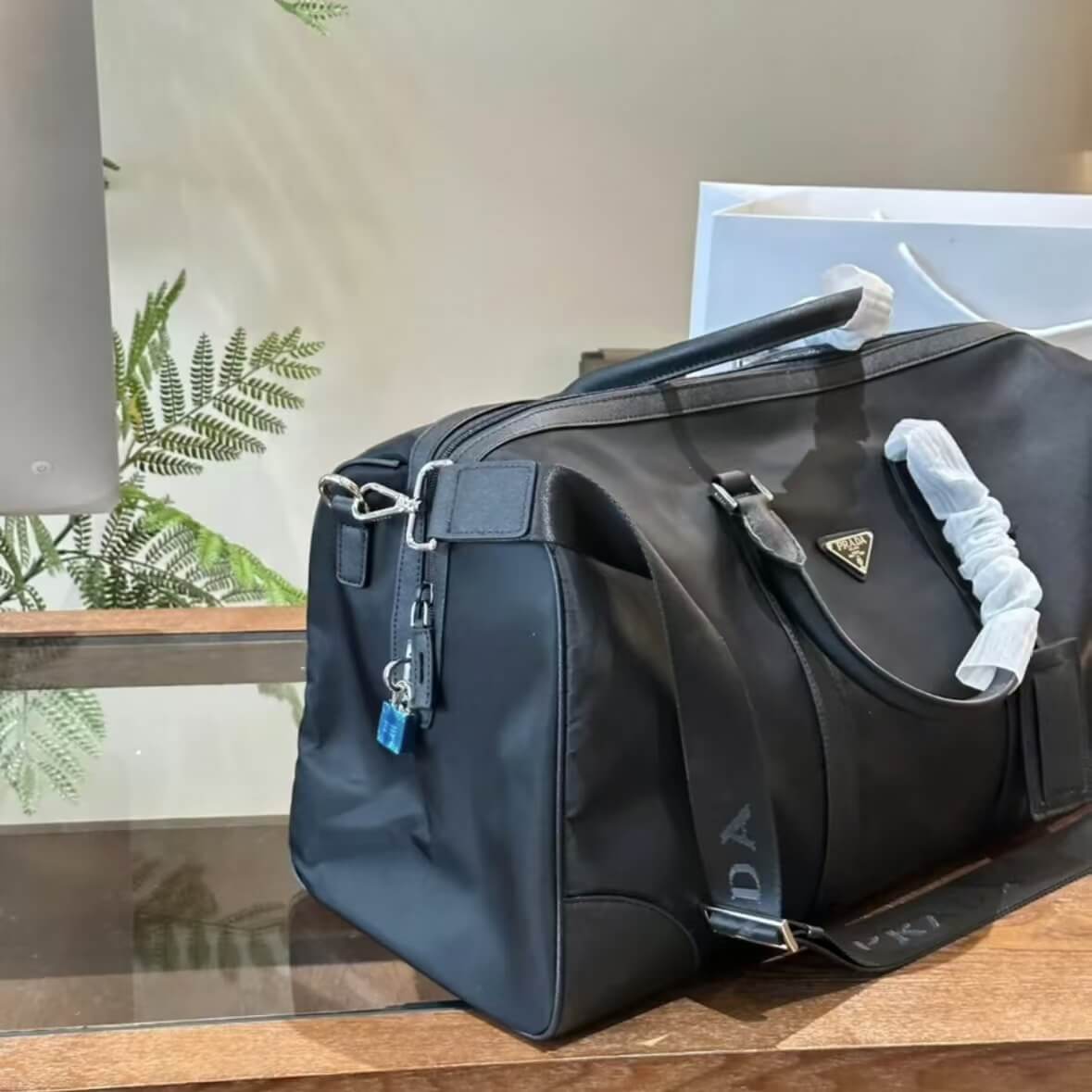 Metal Triangle Bag