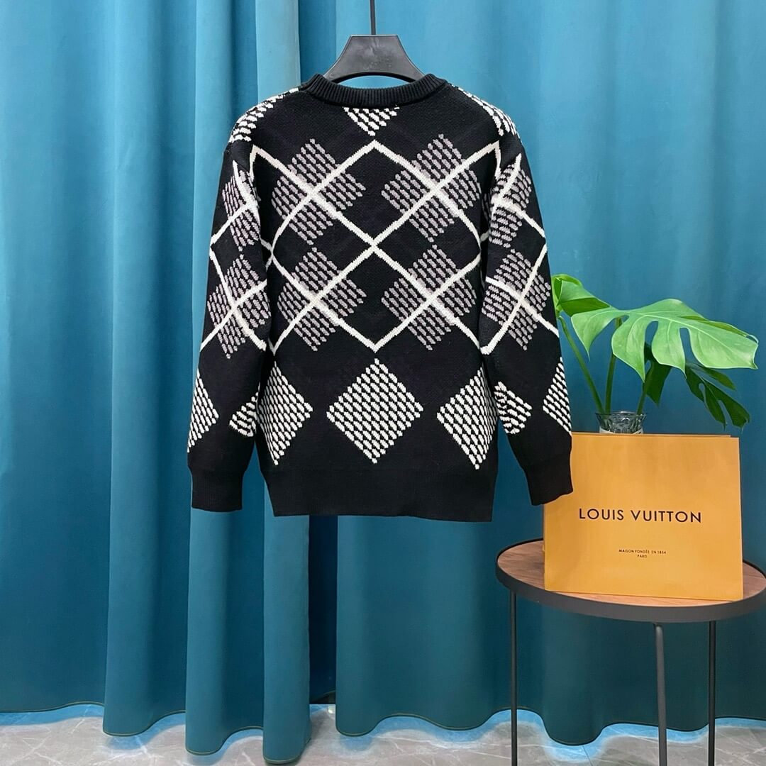Plaid Design Knit Sweater
