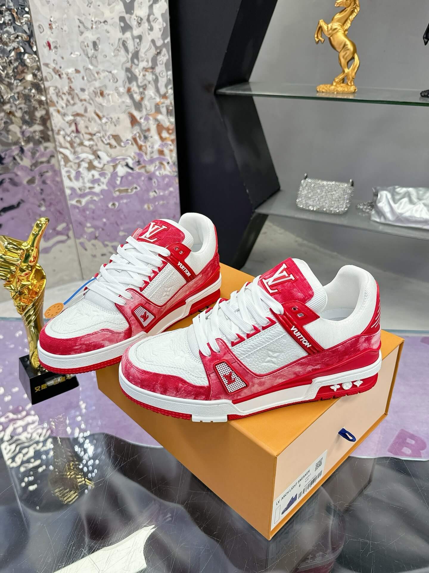 Classic Series Red Sneakers