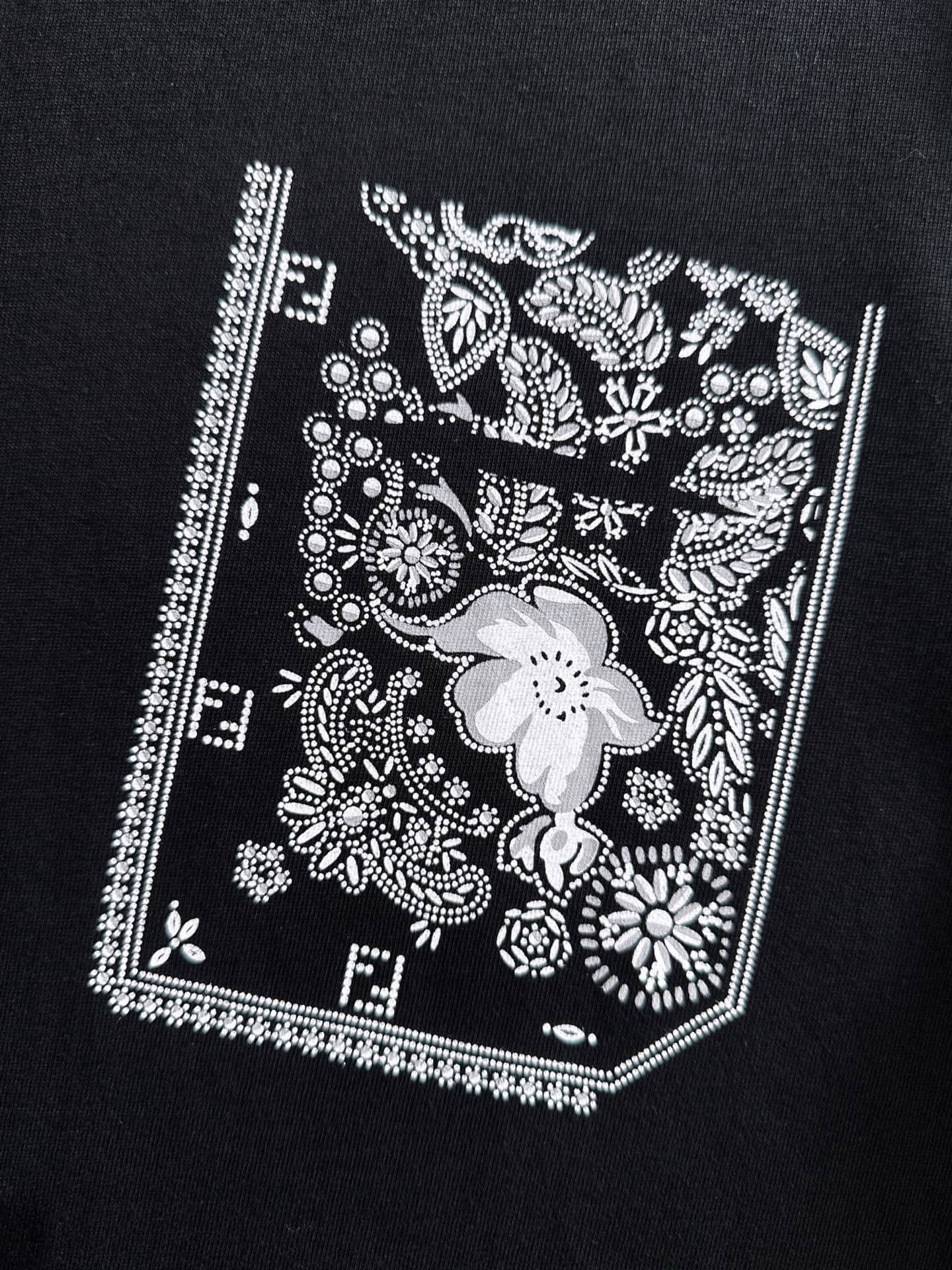 New Diamond Design T-Shirt
