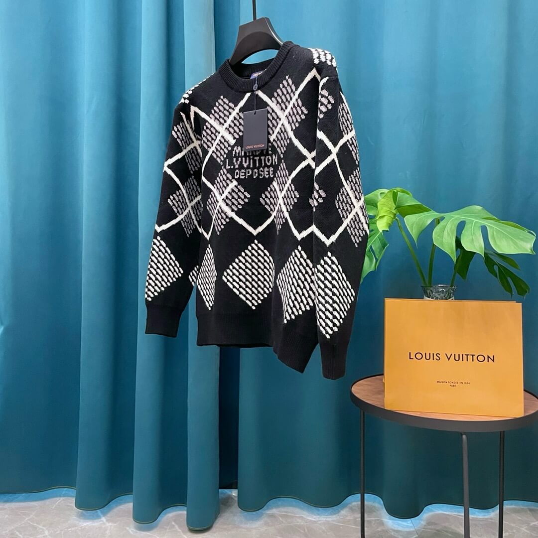 Plaid Design Knit Sweater