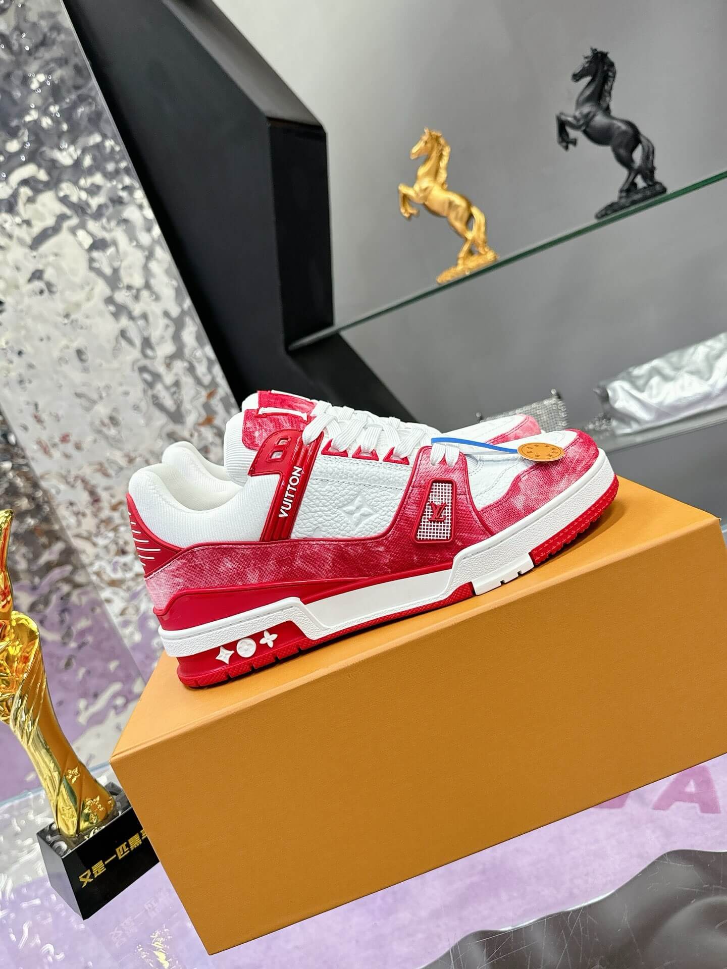 Classic Series Red Sneakers