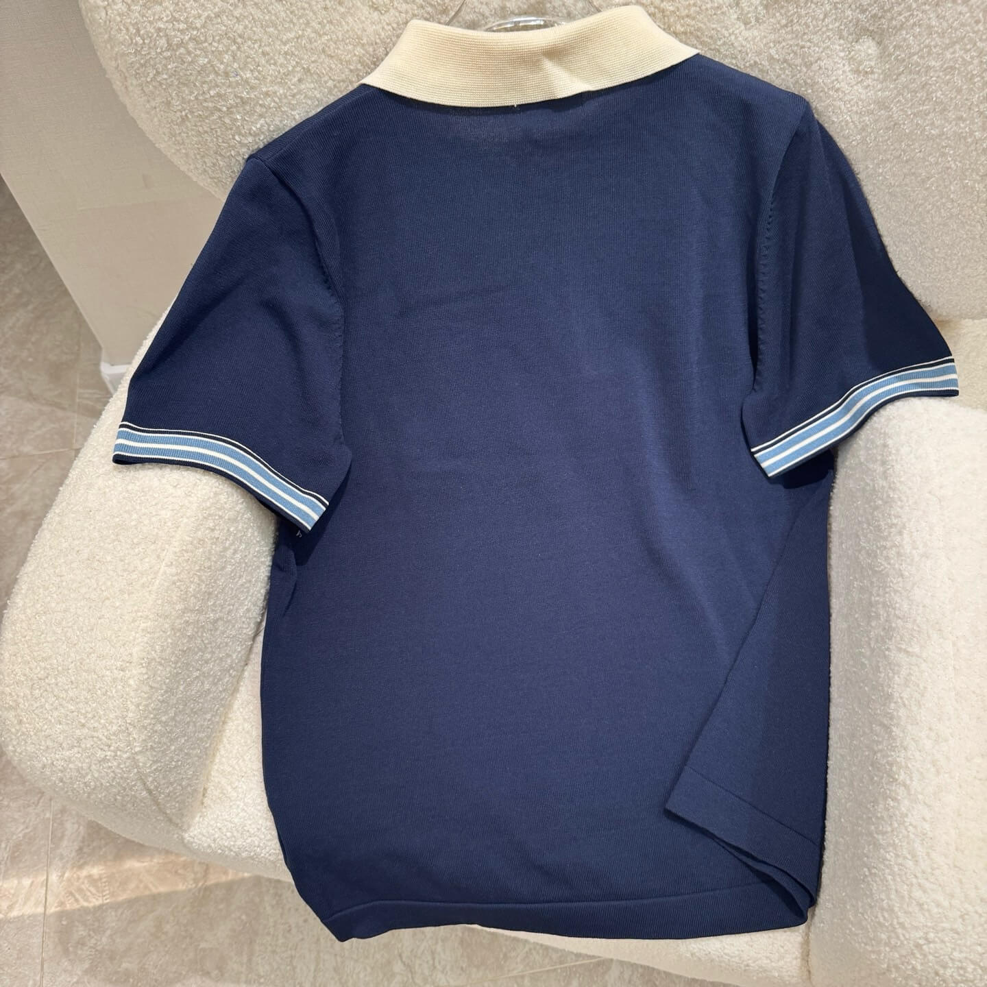 Lily Embroidery Knit T-shirt