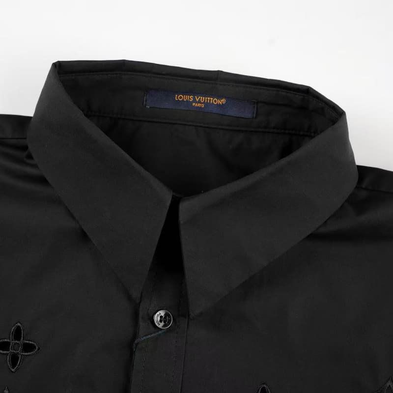 2025 New Hollow Embroidered T-Shirt