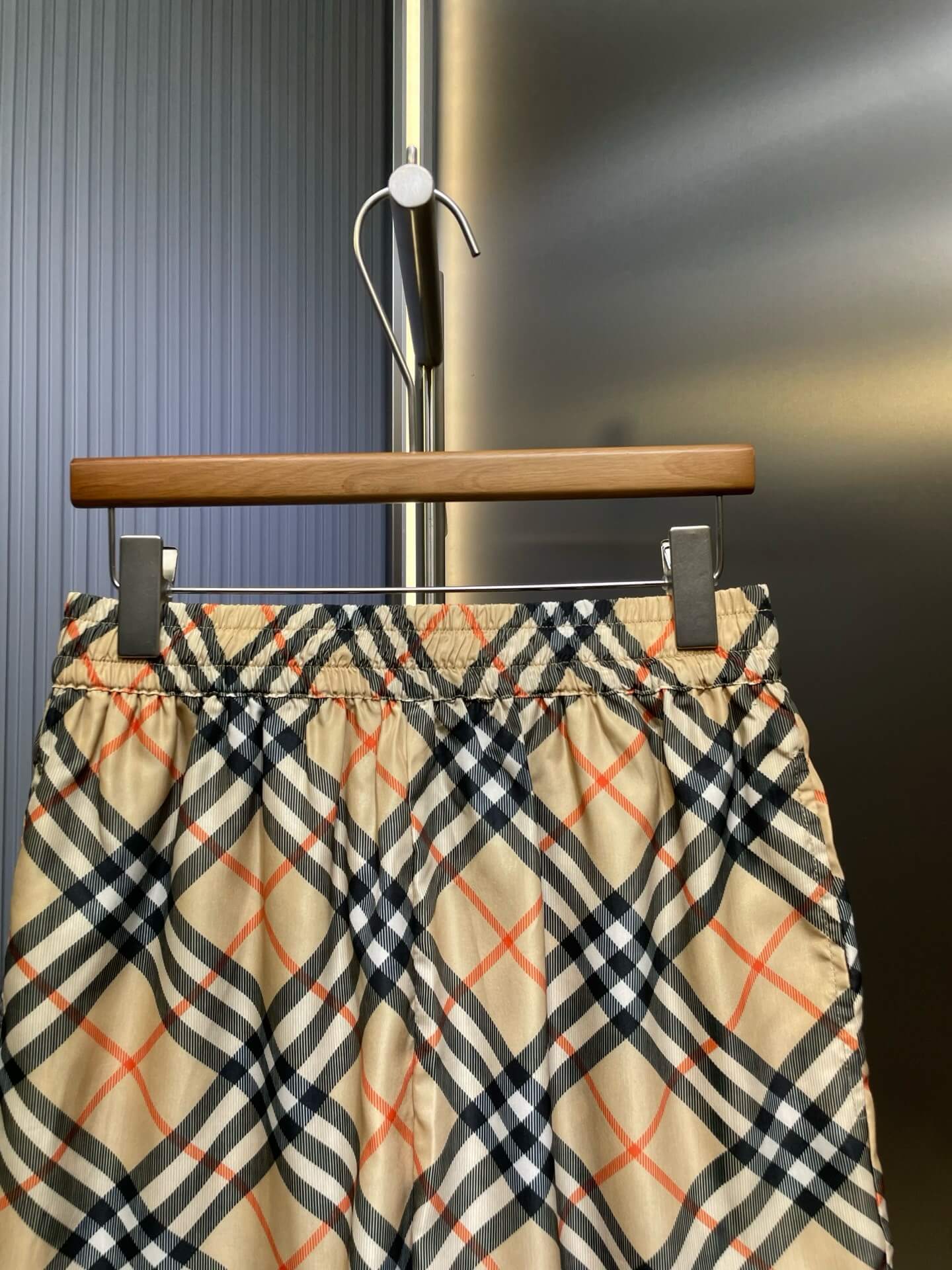 Classic Diagonal Plaid Shorts