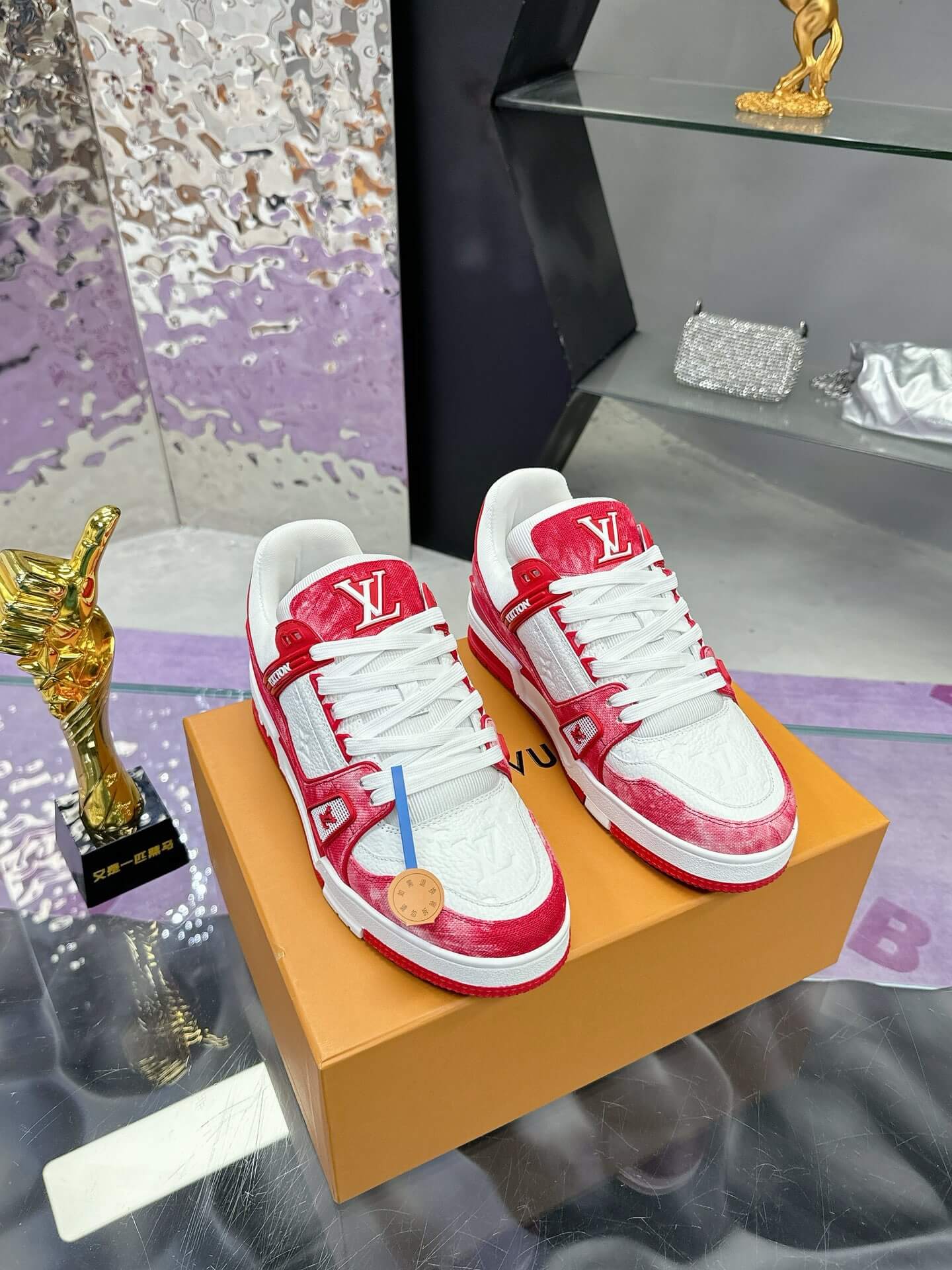 Classic Series Red Sneakers