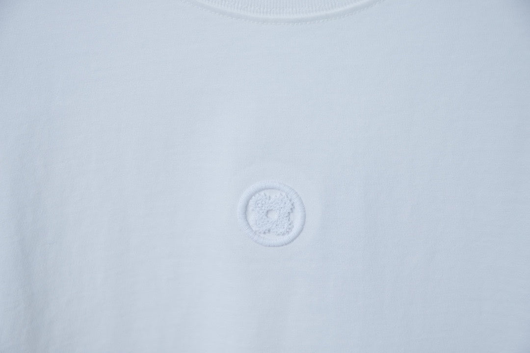 2025 New Hollow Embroidery + Mesh Embroidery T-shirt