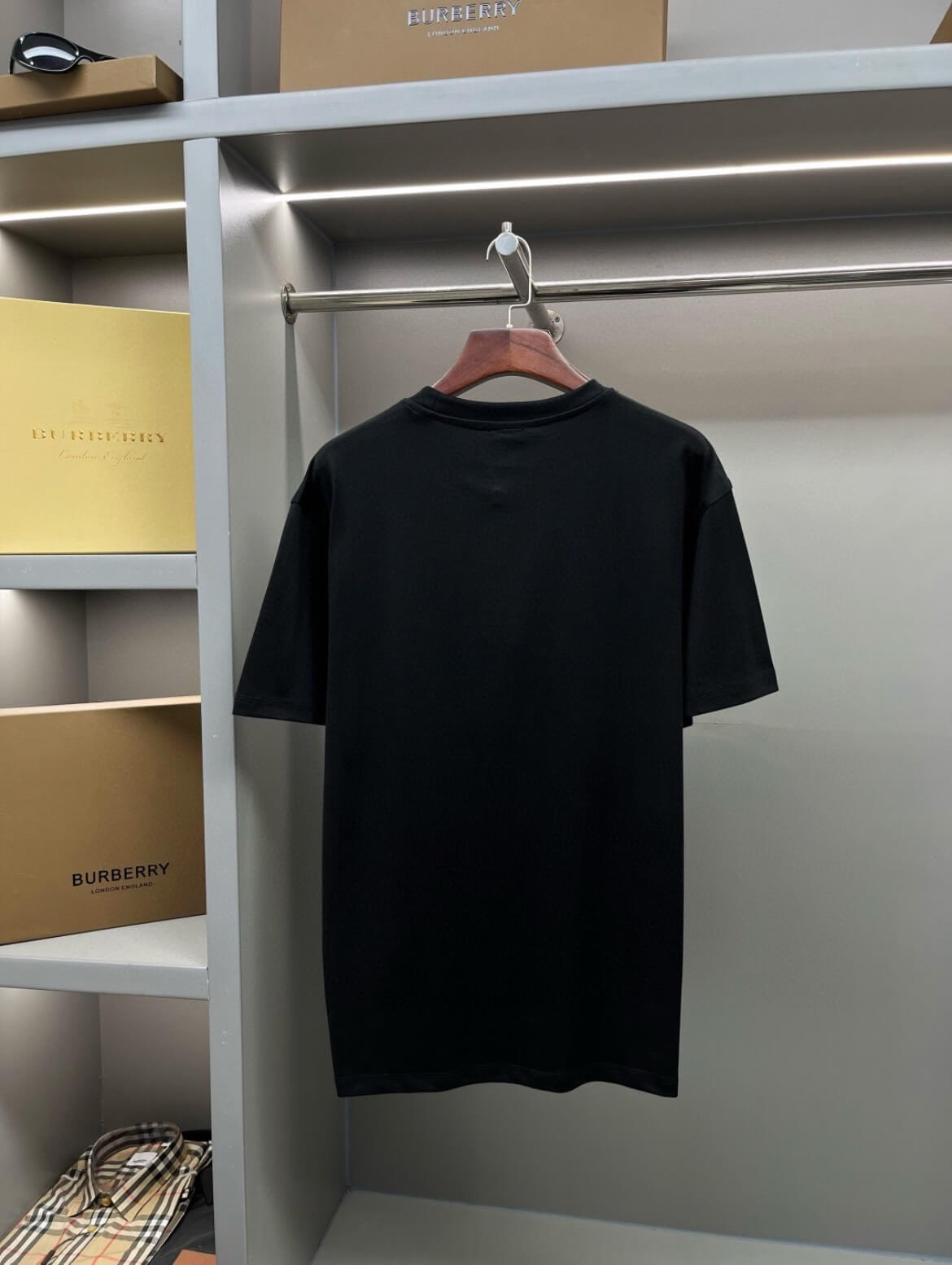 Classic knight pattern T Shirt