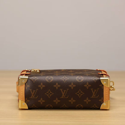Runway Style Soft Box Handbag