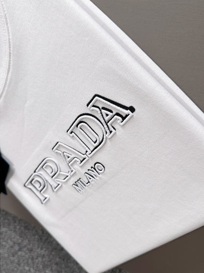 2025 3D Embroidered T-shirt