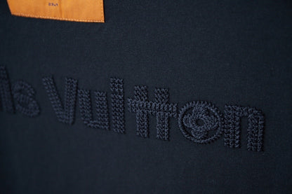 2025 New Hollow Embroidery + Mesh Embroidery T-shirt