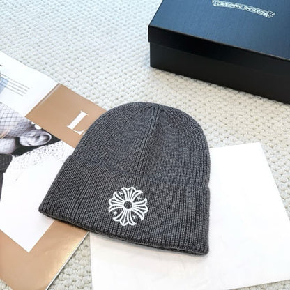 New Cross Knit Hat