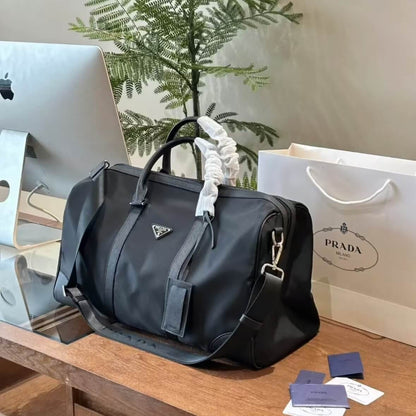 Metal Triangle Bag