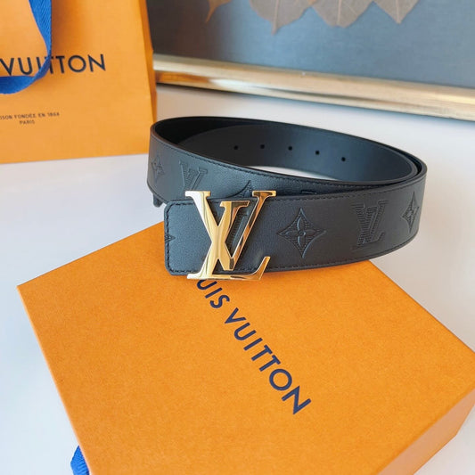 Classic Embossed Print Belt