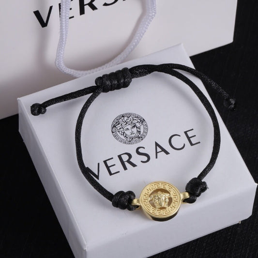 Classic Face Design Bangle