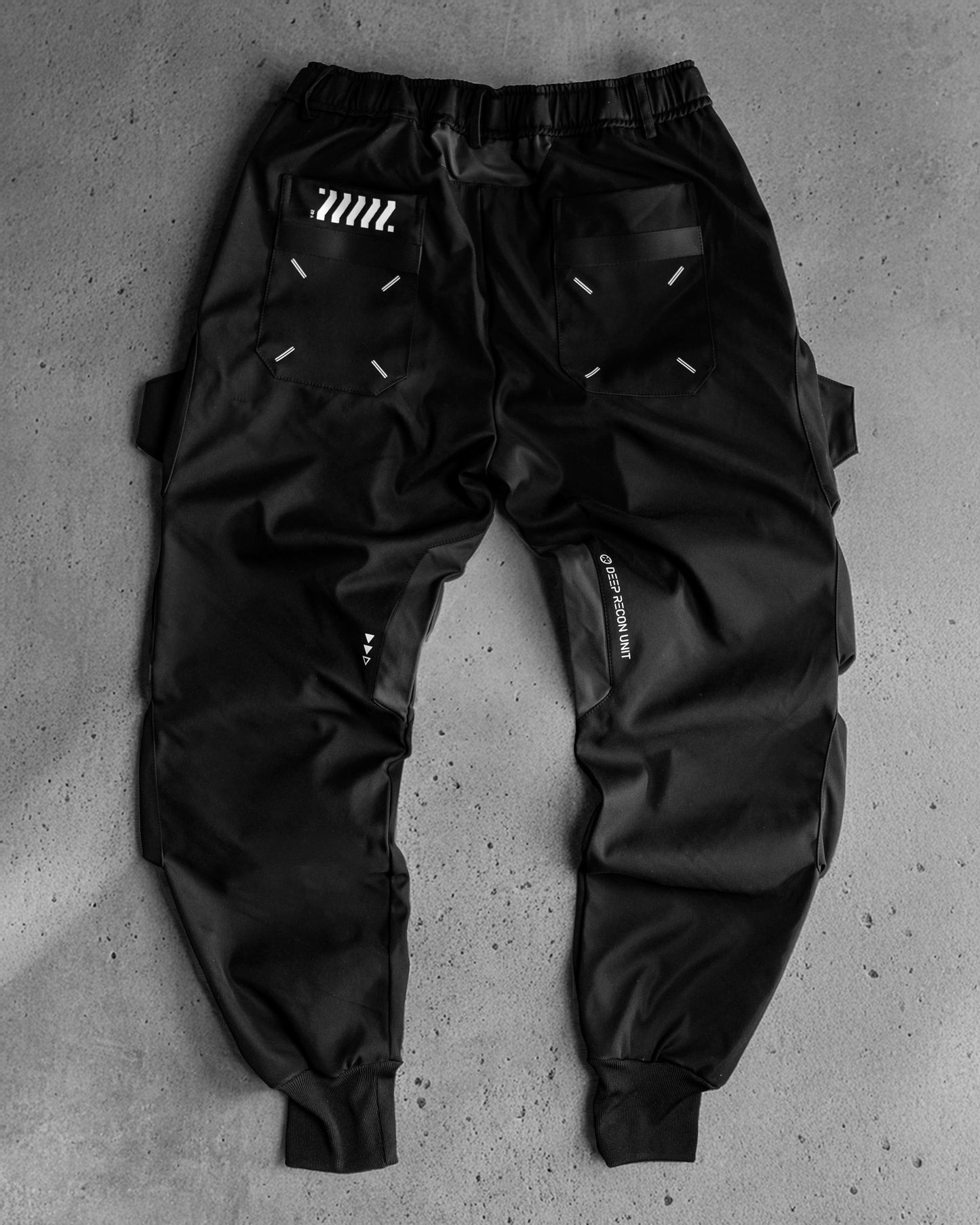 CG-Type 18R Black Cargo Pants