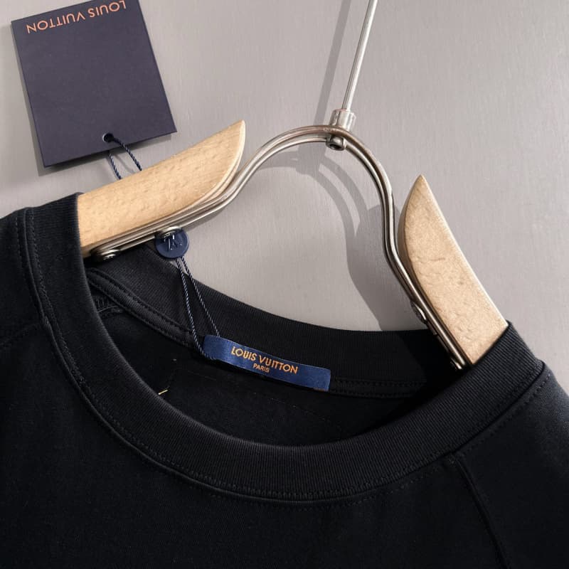 2025 New Round Neck Embroidery T-shirt