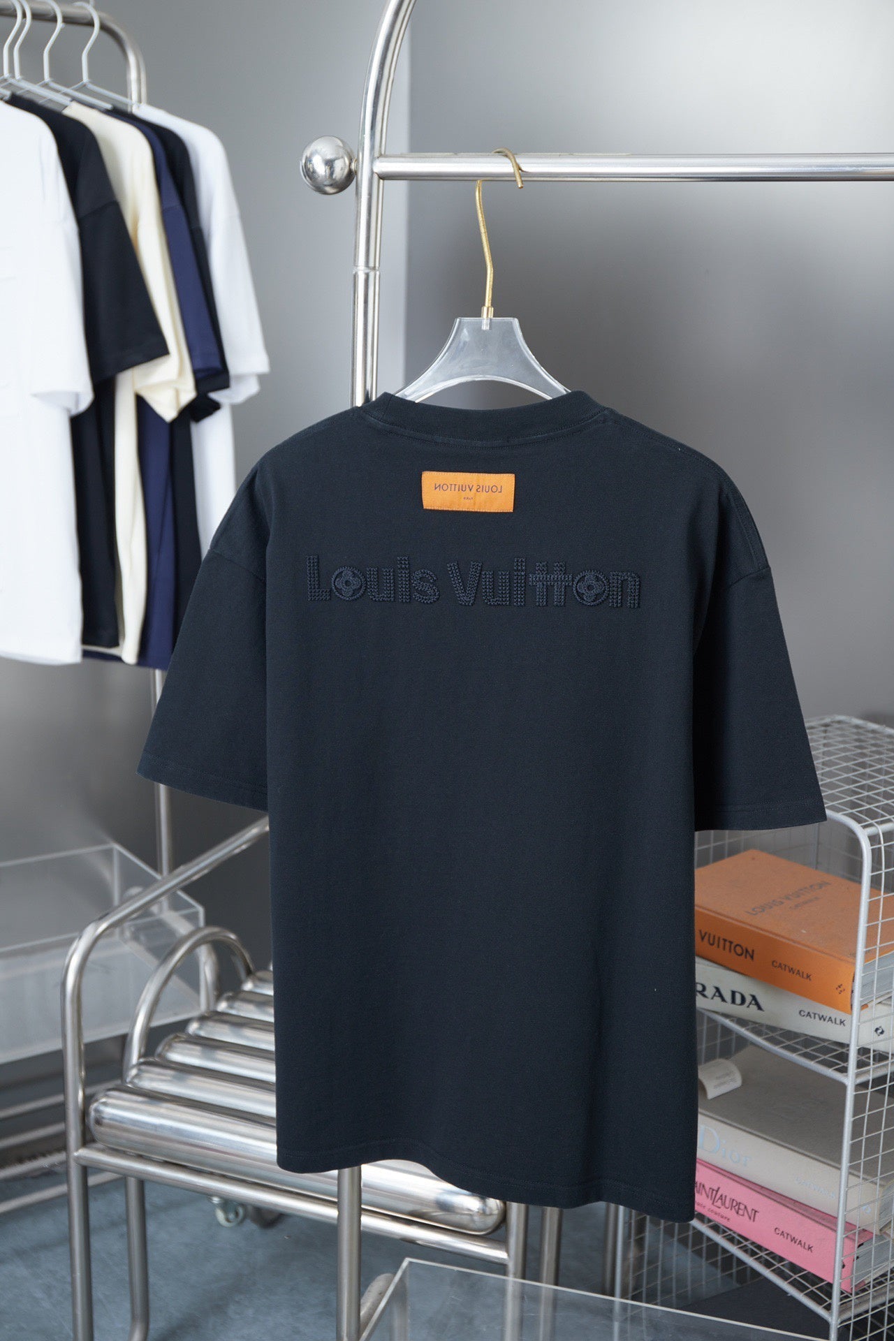 2025 New Hollow Embroidery + Mesh Embroidery T-shirt
