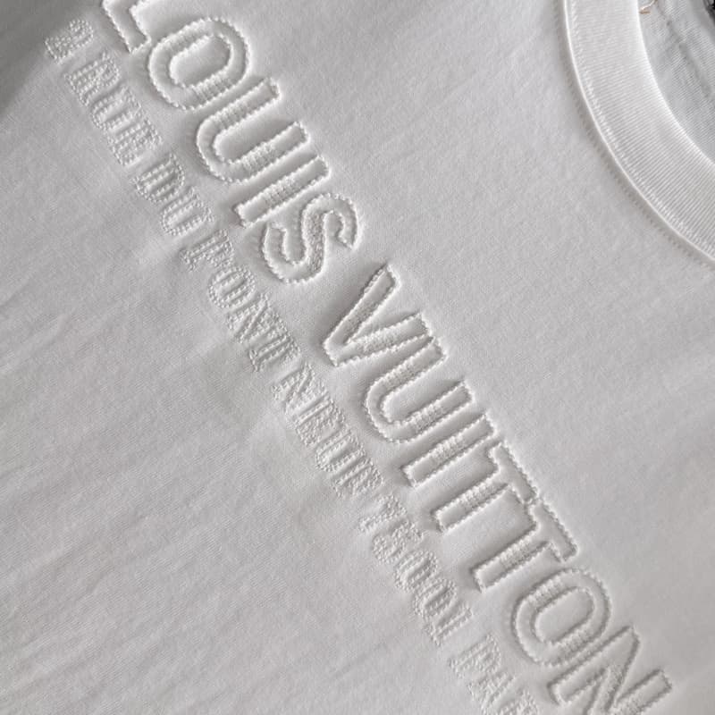 2025 New Round Neck Embroidery T-shirt