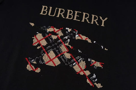 T-shirt with warhorse embroidery